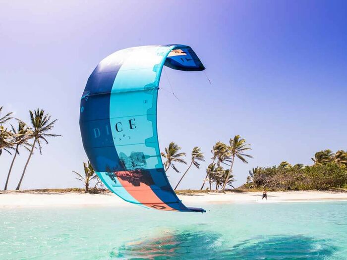Gökçeada'da KITESURF Eğitimleri